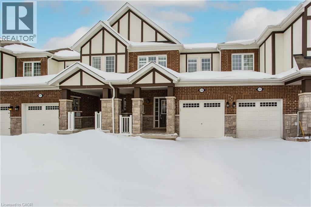 135 MCMONIES Drive, Waterdown, Ontario