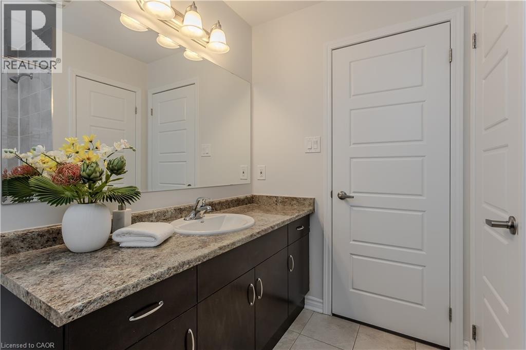 135 Mcmonies Drive, Waterdown, Ontario  L8B 0A6 - Photo 15 - 40804720