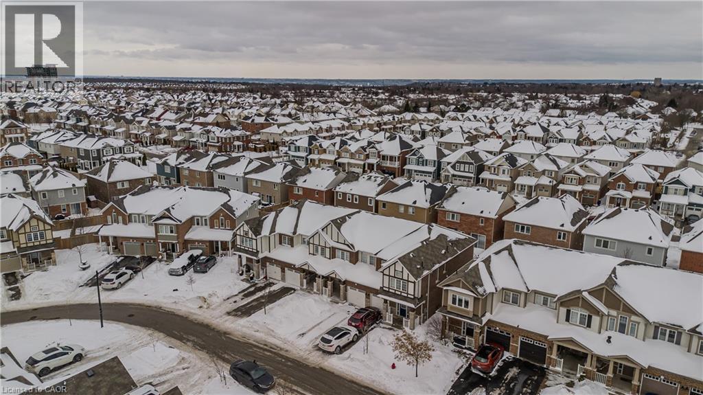 135 Mcmonies Drive, Waterdown, Ontario  L8B 0A6 - Photo 23 - 40804720