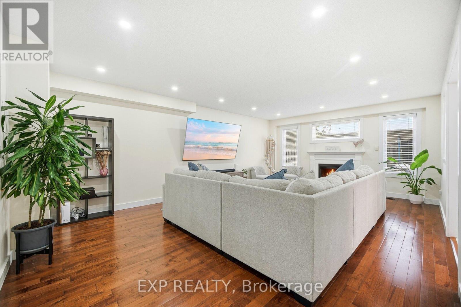 1974 Dalhousie Crescent, Oshawa, Ontario  L1G 8C3 - Photo 13 - E12787460