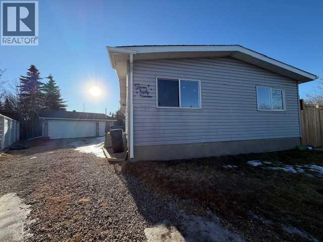 737 Spring Haven Court Se, Airdrie, Alberta  T4A 1C3 - Photo 1 - A2280259