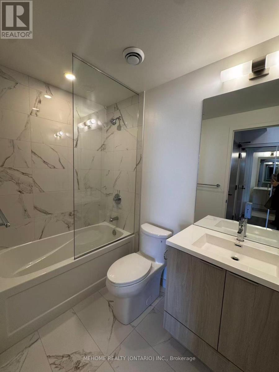 5315 - 8 Interchange Way, Vaughan, Ontario  L4K 5Z7 - Photo 10 - N12787476