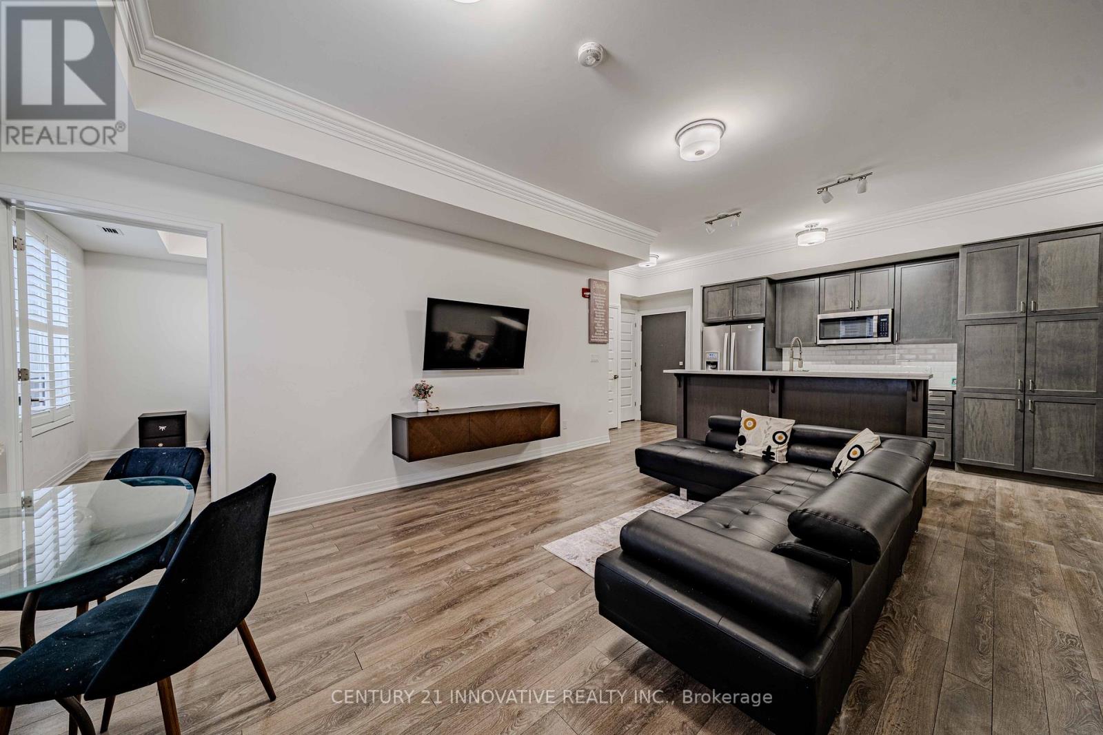 103 - 58 Adam Sellers Street, Markham, Ontario  L6B 1P5 - Photo 5 - N12787480