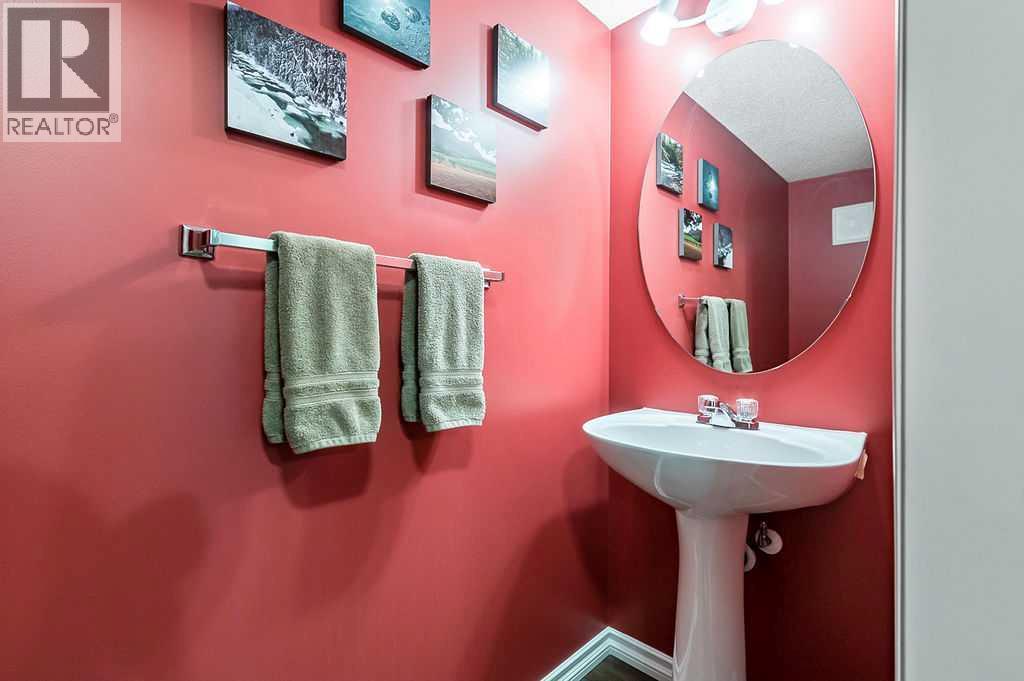 42 Royal Birch Mount Nw, Calgary, Alberta  T3G 5W9 - Photo 13 - A2284661