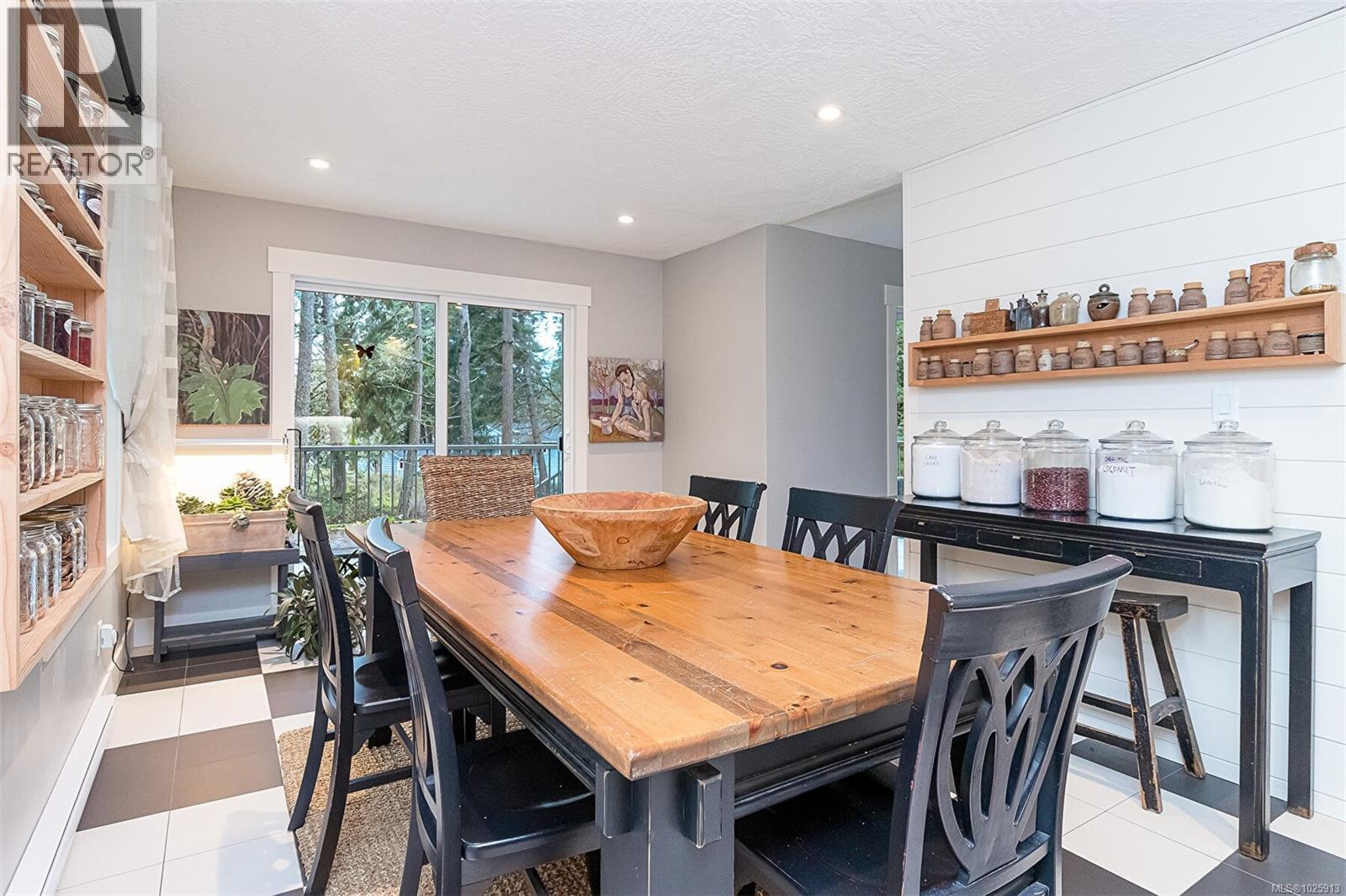 6456 Mckenzie Dr, Duncan, British Columbia  V9L 5R9 - Photo 10 - 1025913