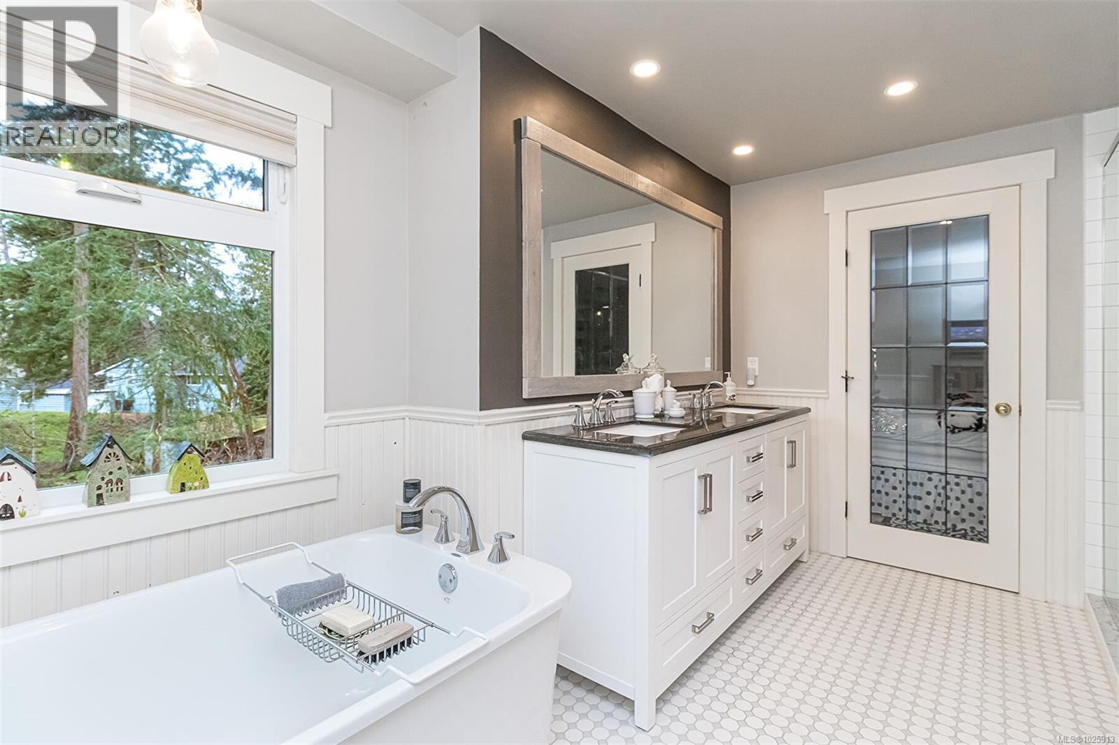 6456 Mckenzie Dr, Duncan, British Columbia  V9L 5R9 - Photo 49 - 1025913