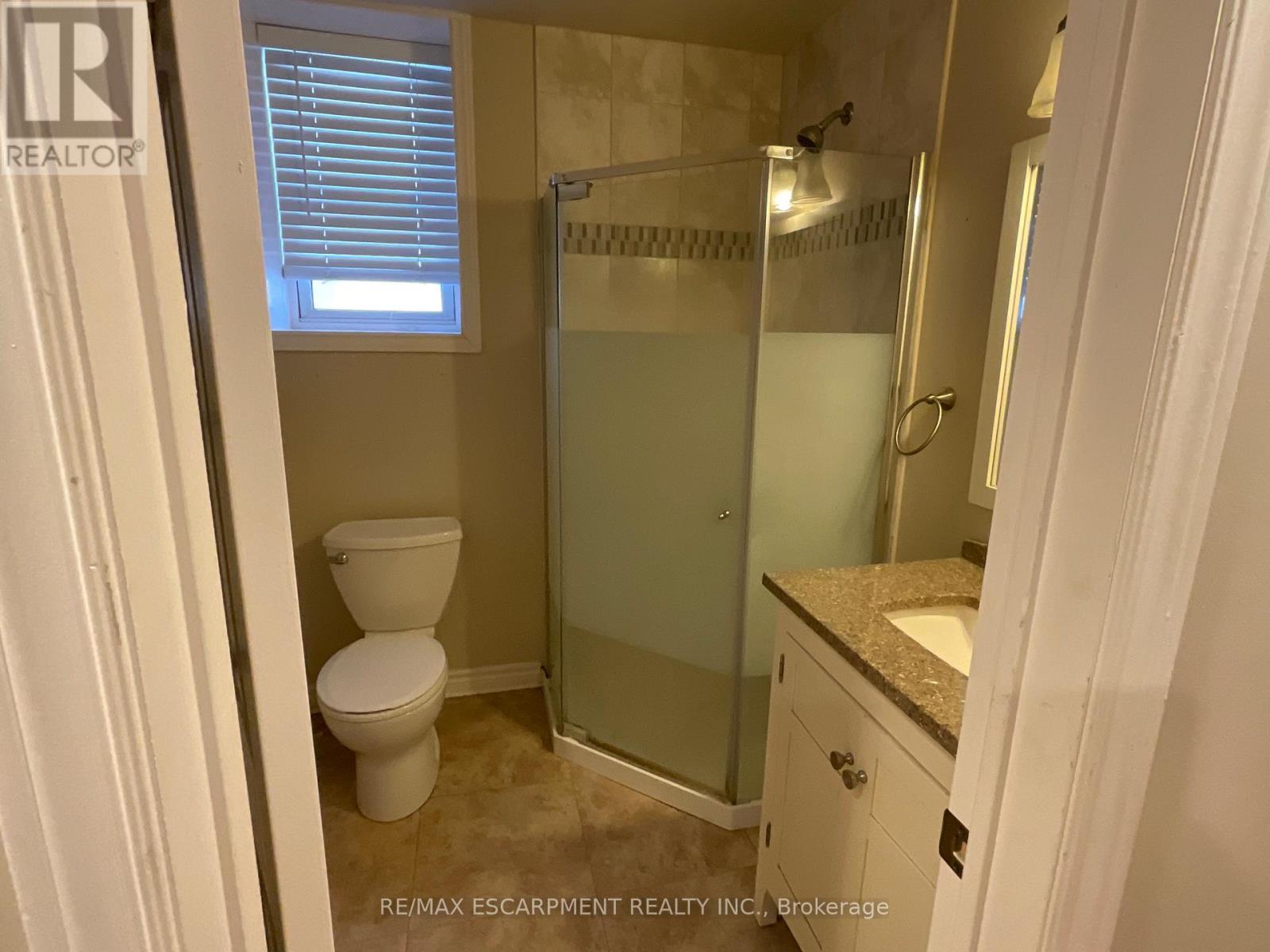 17 Mill Street, Milton (Om Old Milton), Ontario  L9T 1R7 - Photo 19 - W12634536