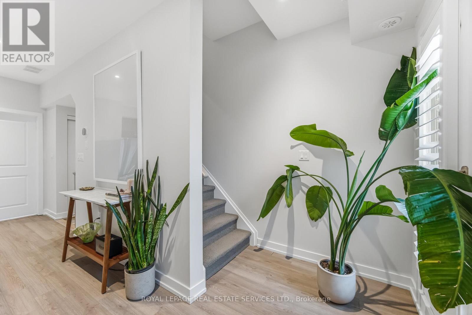 402 - 8 Drummond Street, Toronto, Ontario  M8V 1Y8 - Photo 14 - W12783914