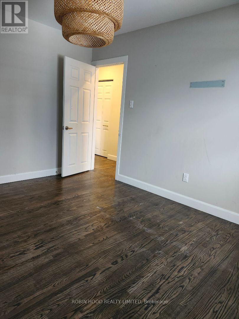 Upper - 9 Dowling Crescent, Brampton, Ontario  L6T 3B8 - Photo 7 - W12783062