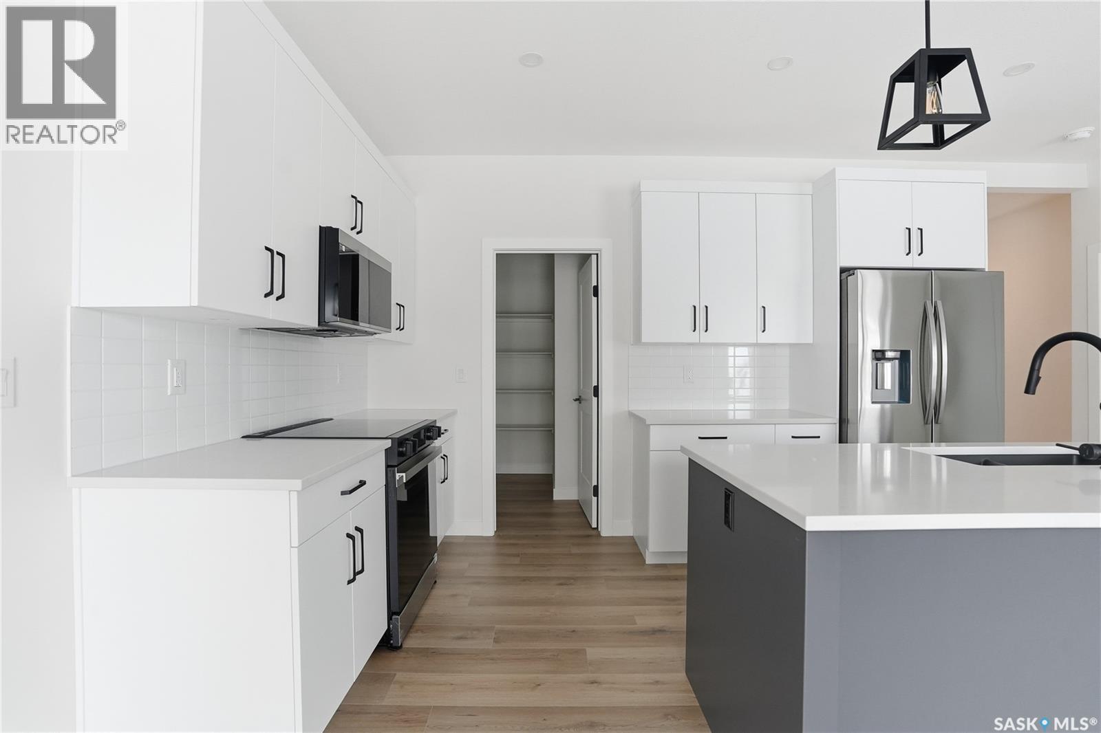 211 Sharma Lane, Saskatoon, Saskatchewan  S7W 1K7 - Photo 11 - SK028556