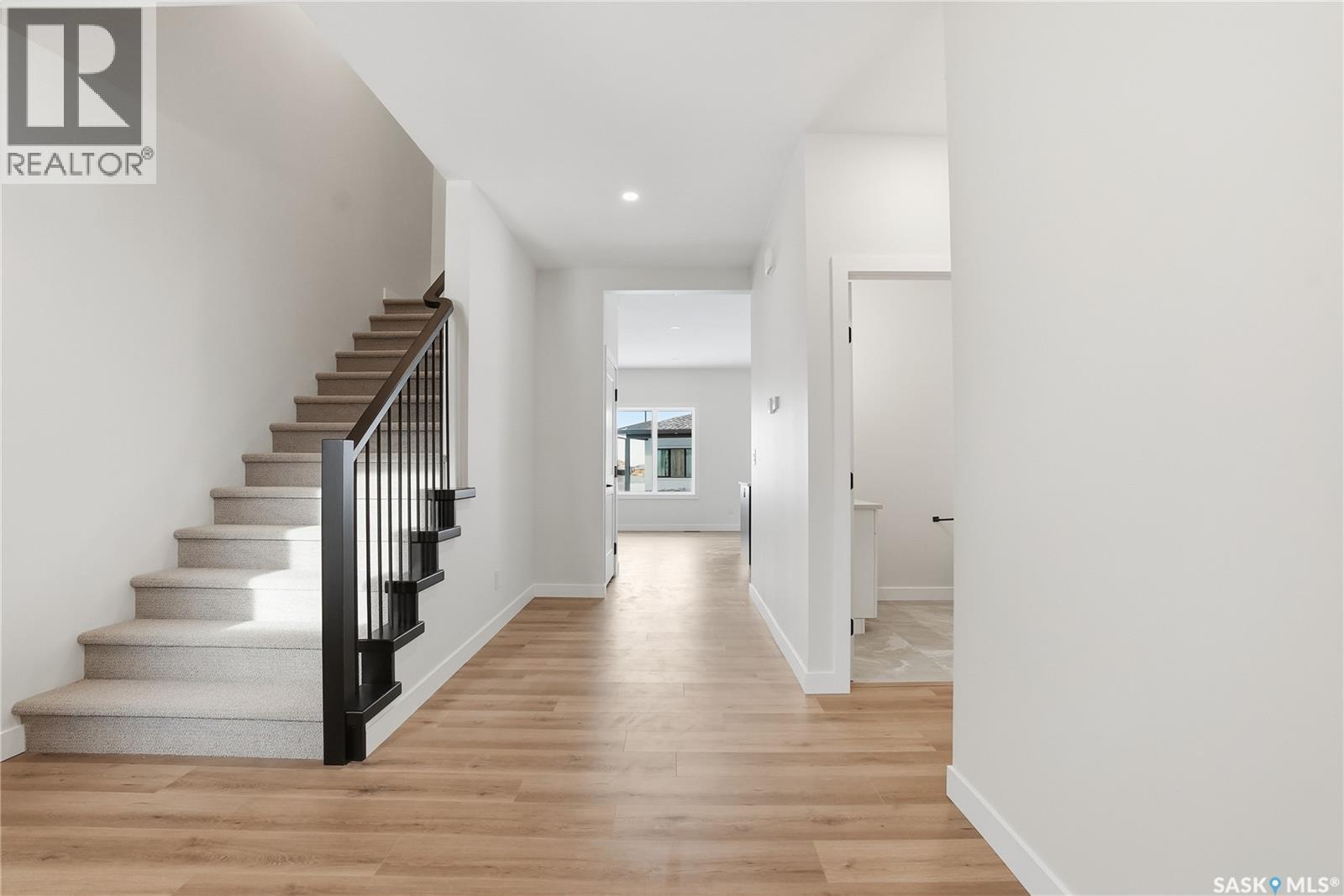 211 Sharma Lane, Saskatoon, Saskatchewan  S7W 1K7 - Photo 5 - SK028556