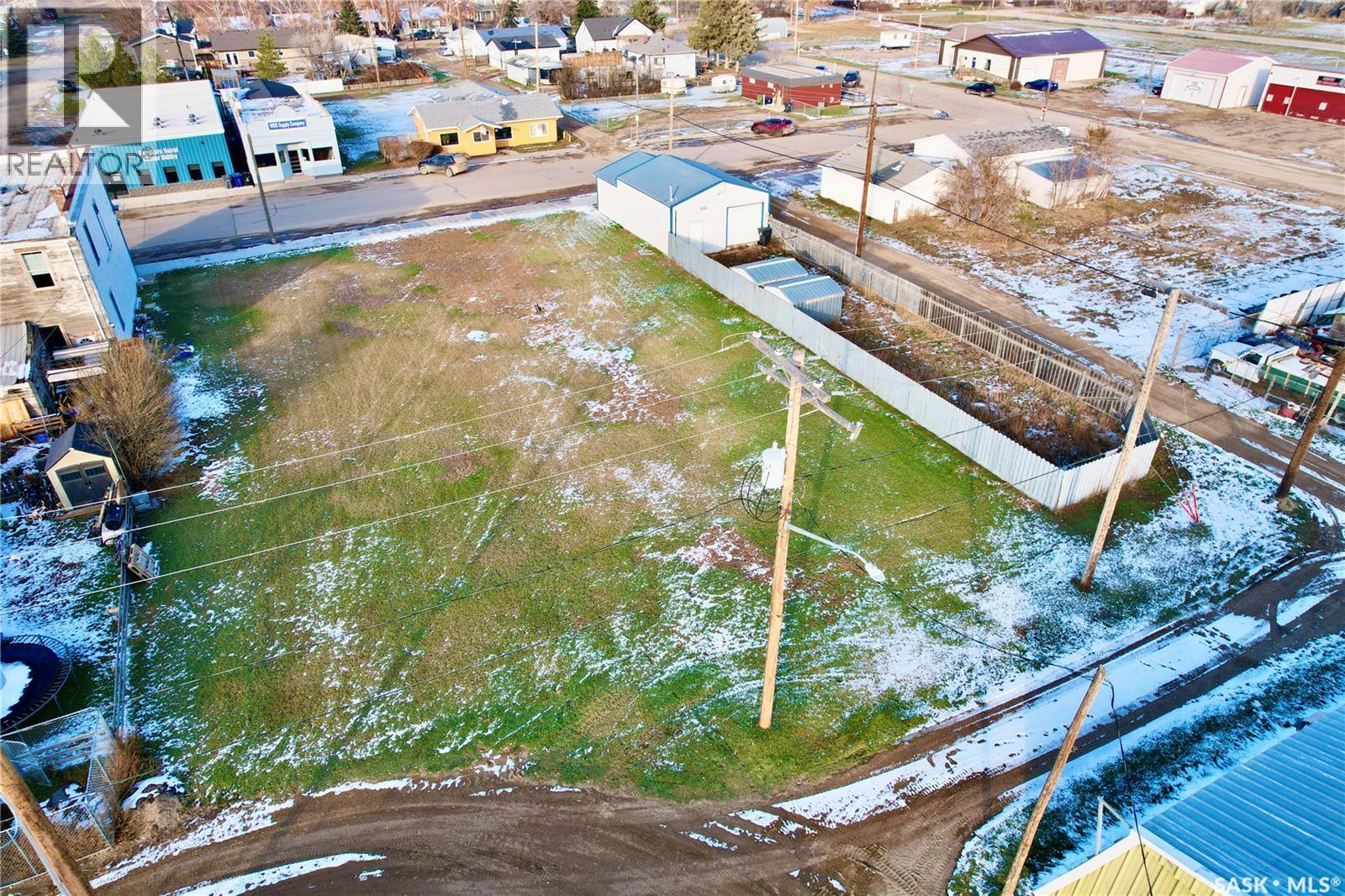 402 Second Street, Dundurn, Saskatchewan  S0K 1K0 - Photo 3 - SK028540