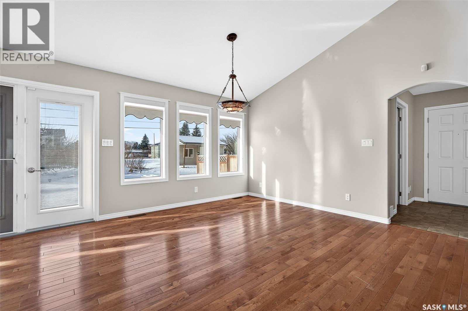 312 Michael Street, Mortlach, Saskatchewan  S0H 3E0 - Photo 10 - SK028465