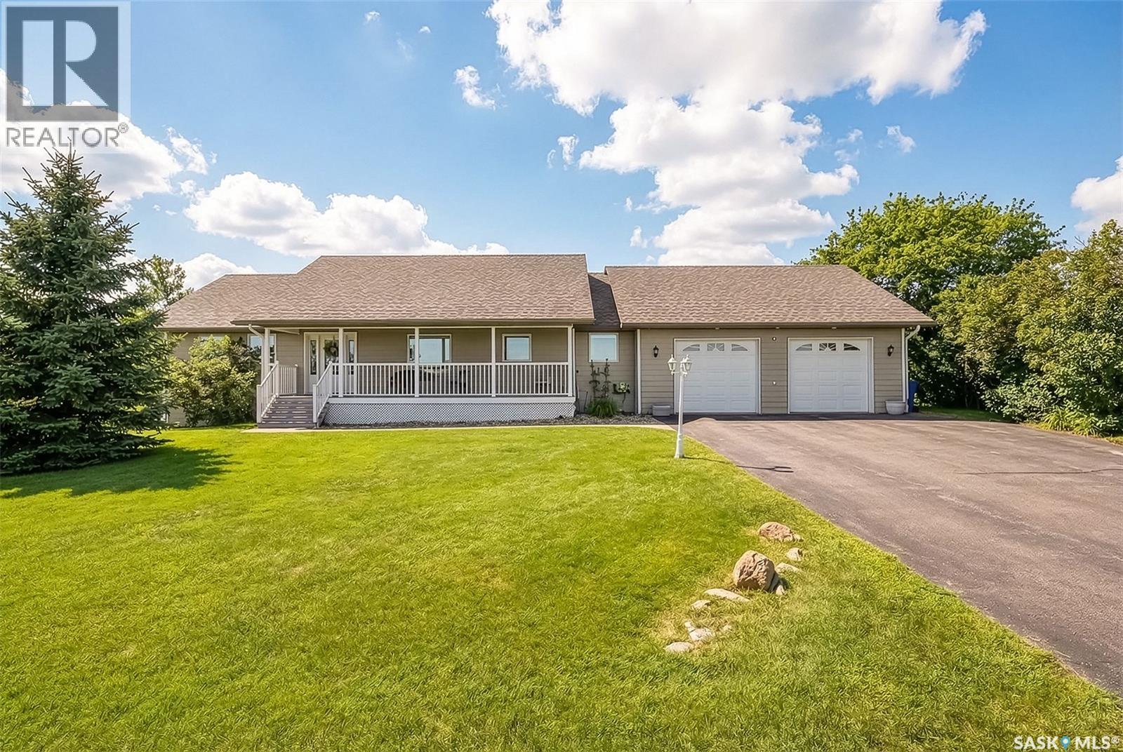 312 Michael Street, Mortlach, Saskatchewan  S0H 3E0 - Photo 2 - SK028465