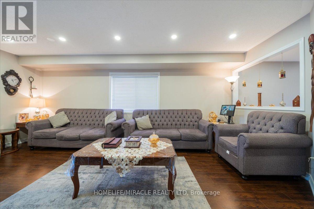 326 Albright Road, Brampton, Ontario  L6X 0H8 - Photo 14 - W12787496