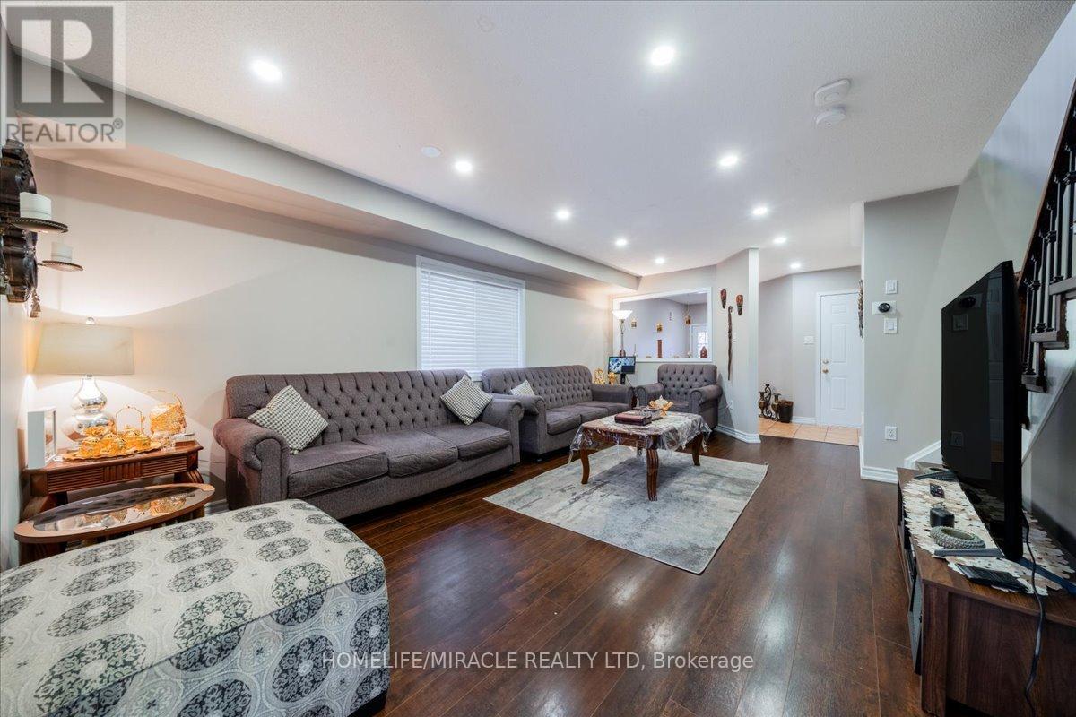 326 Albright Road, Brampton, Ontario  L6X 0H8 - Photo 15 - W12787496