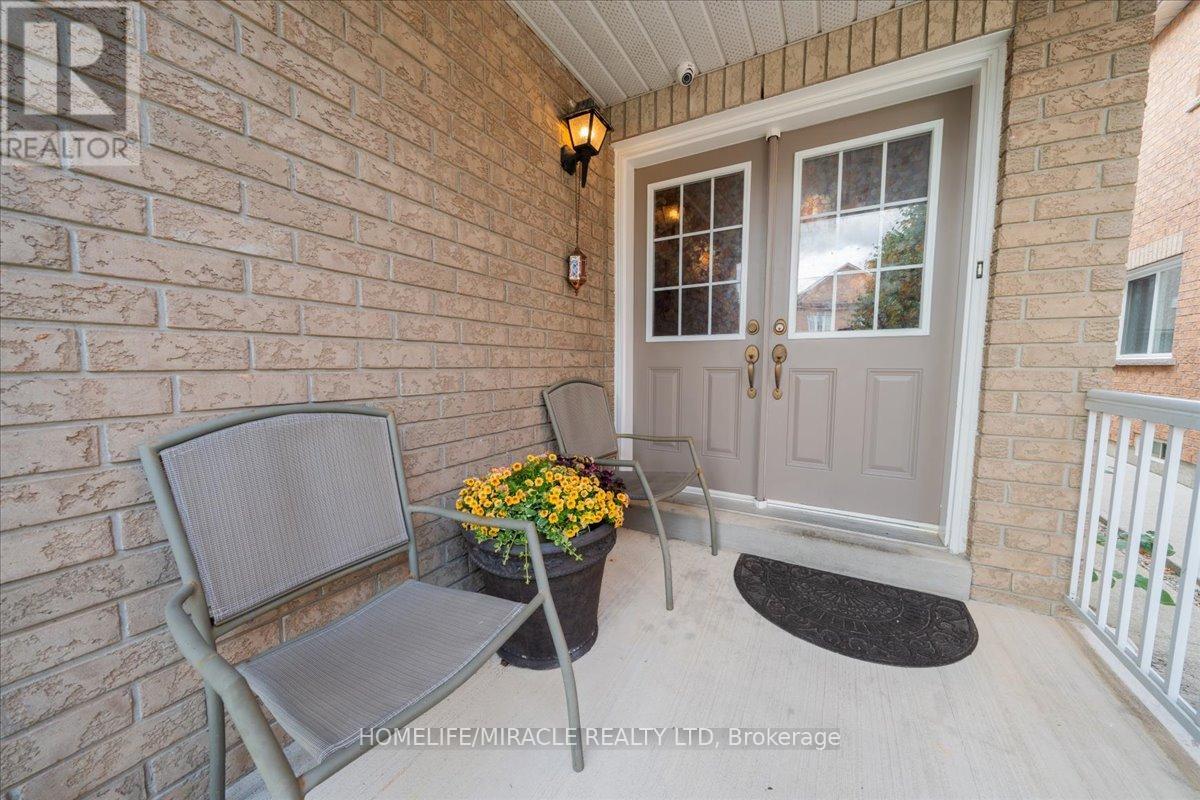 326 Albright Road, Brampton, Ontario  L6X 0H8 - Photo 8 - W12787496