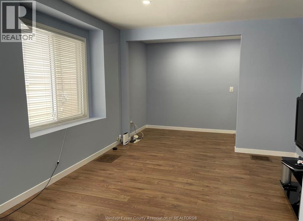 1697 Parent Avenue, Windsor, Ontario  N8X 4J9 - Photo 3 - 26003224