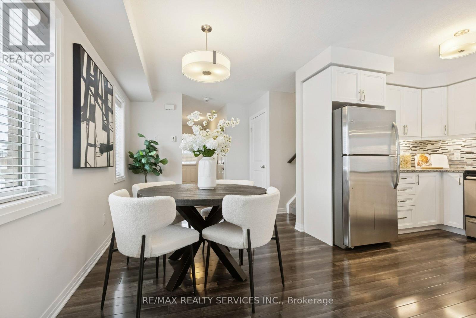 181 South Creek Drive, Kitchener, Ontario  N2P 0E1 - Photo 13 - X12787462