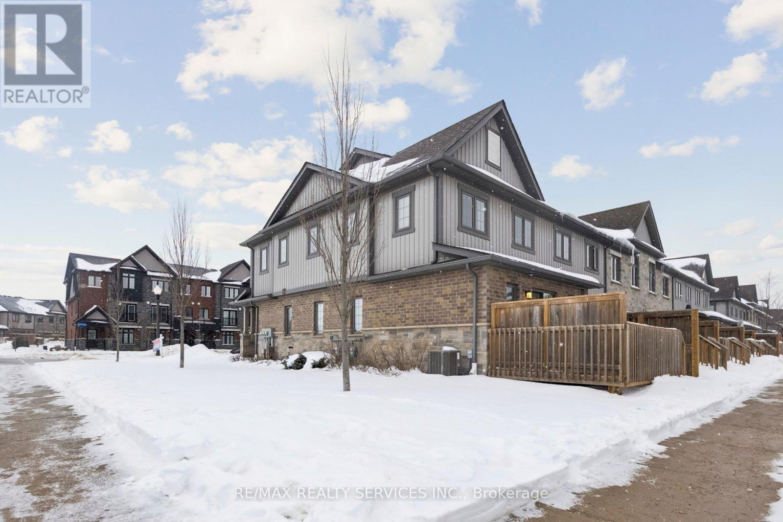 181 South Creek Drive, Kitchener, Ontario  N2P 0E1 - Photo 3 - X12787462