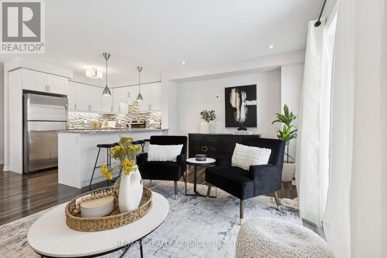 181 South Creek Drive, Kitchener, Ontario  N2P 0E1 - Photo 7 - X12787462