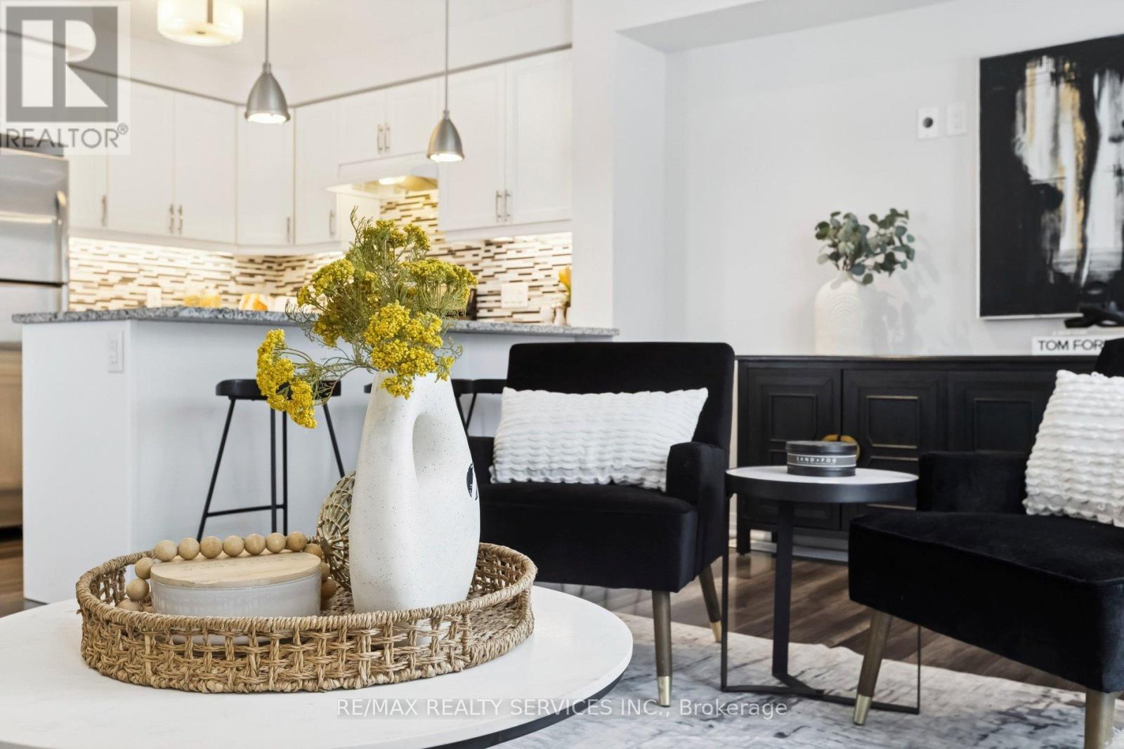 181 South Creek Drive, Kitchener, Ontario  N2P 0E1 - Photo 8 - X12787462