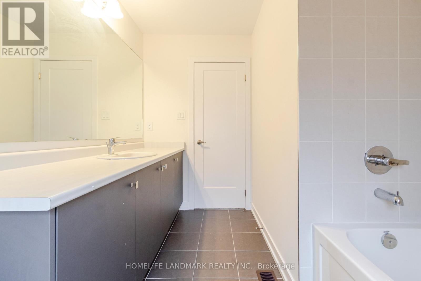 141 Lumb Drive, Cambridge, Ontario  N1T 0E7 - Photo 26 - X12787500