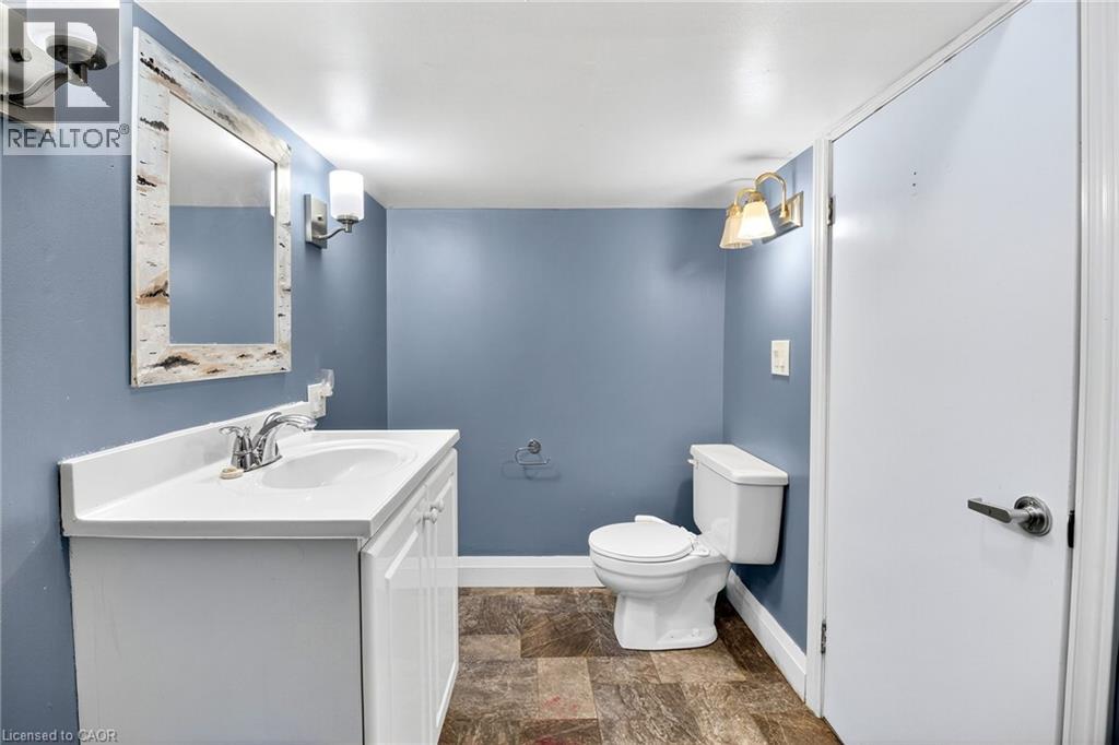 4 Rose Street, St. Catharines, Ontario  L2S 2W7 - Photo 18 - 40805045