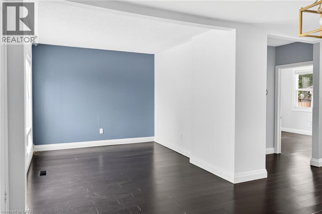 4 Rose Street, St. Catharines, Ontario  L2S 2W7 - Photo 2 - 40805045