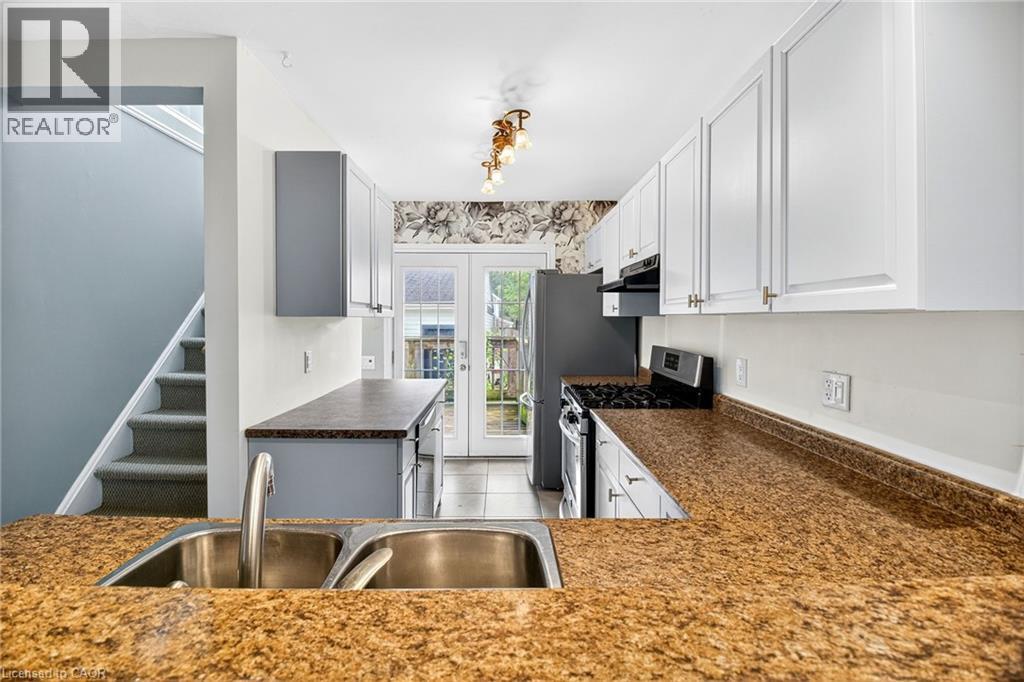 4 Rose Street, St. Catharines, Ontario  L2S 2W7 - Photo 8 - 40805045