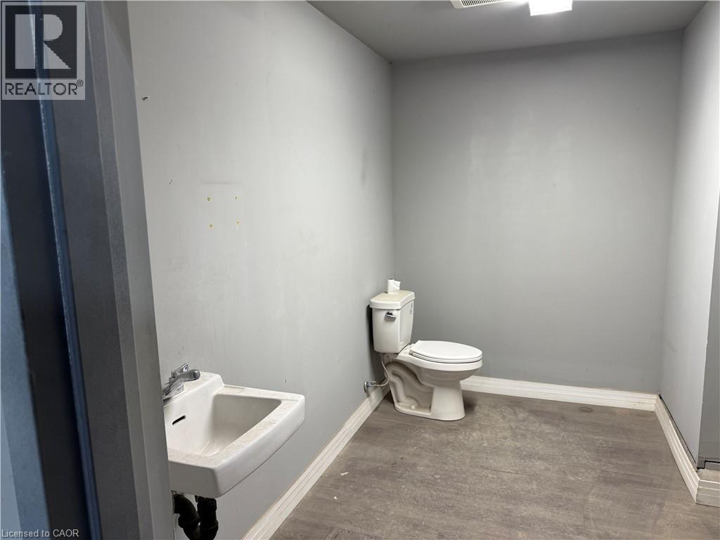 4256 Carroll Avenue Unit# 11, Niagara Falls, Ontario  L2E 7J2 - Photo 5 - 40800079