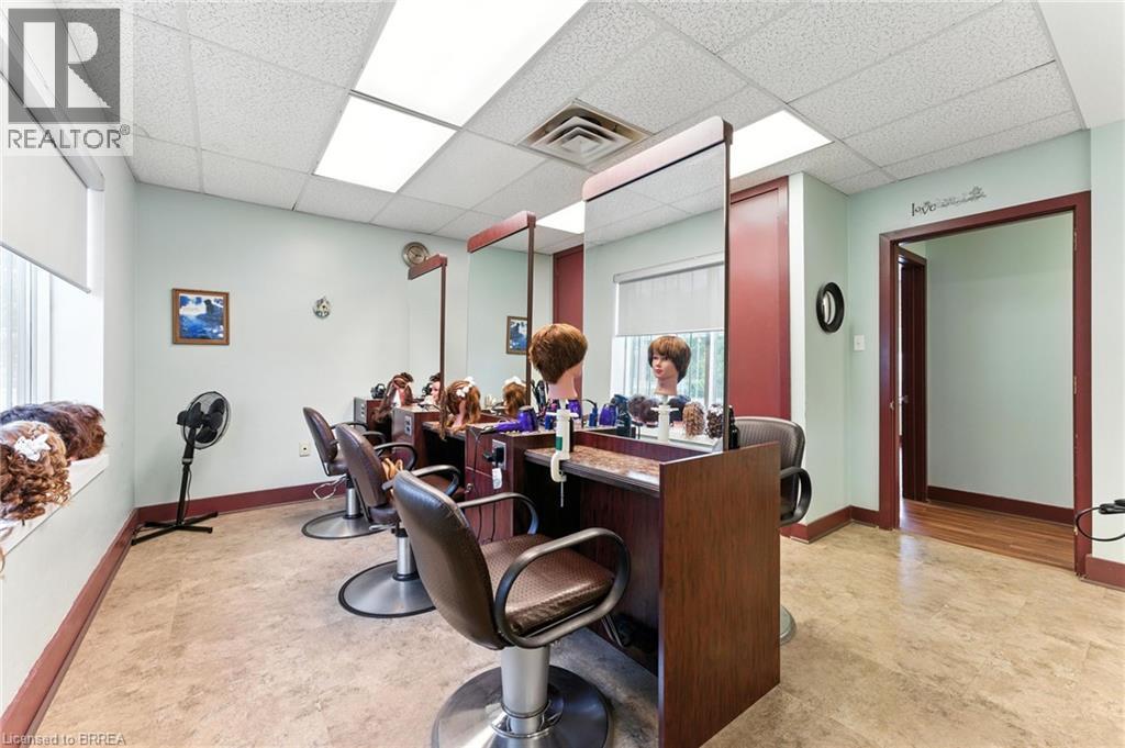 207 Greenwich Street, Brantford, Ontario  N3S 2X7 - Photo 10 - 40745316