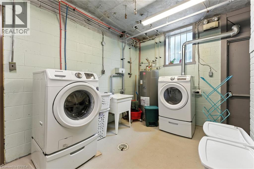 207 Greenwich Street, Brantford, Ontario  N3S 2X7 - Photo 43 - 40745316