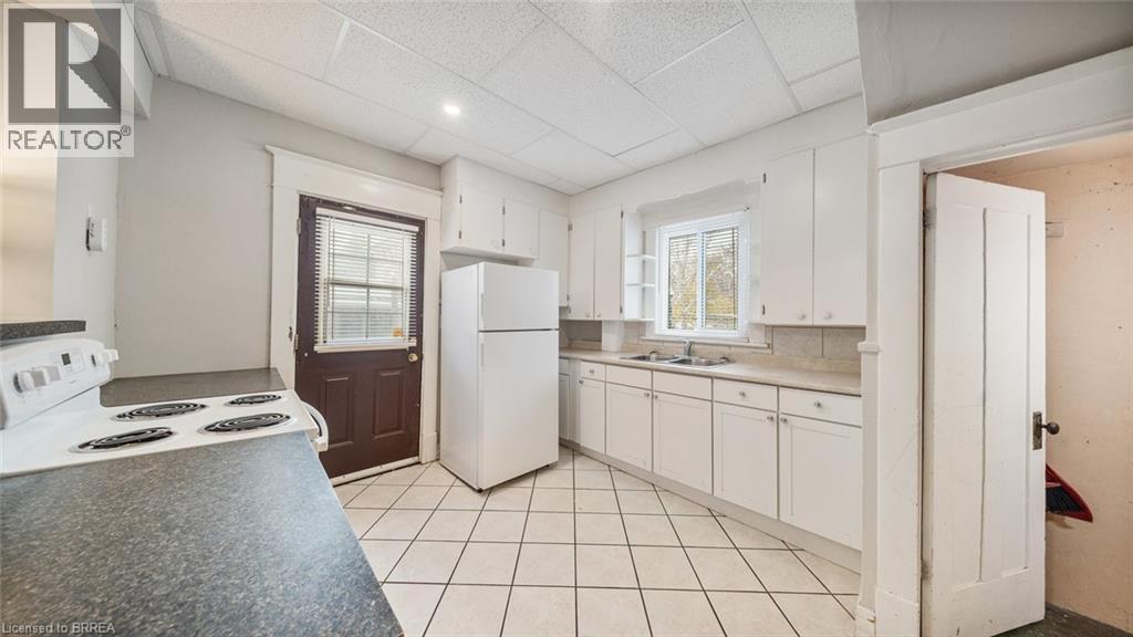 47 Grey Street, Brantford, Ontario  N3T 2T1 - Photo 7 - 40804851