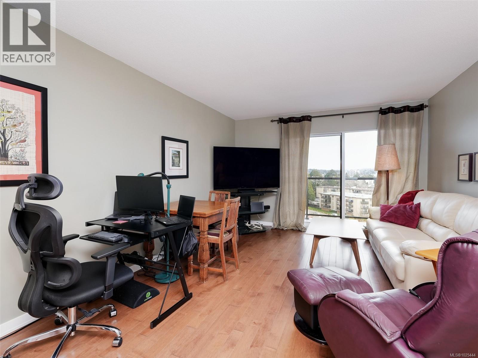 709 103 Gorge Rd E, Victoria, British Columbia  V9A 6Z2 - Photo 3 - 1025444