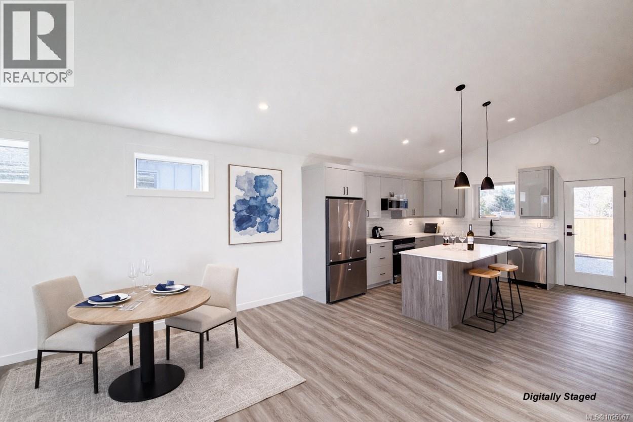 2 3025 Royston Rd, Cumberland, British Columbia  V0R 1S0 - Photo 4 - 1025967