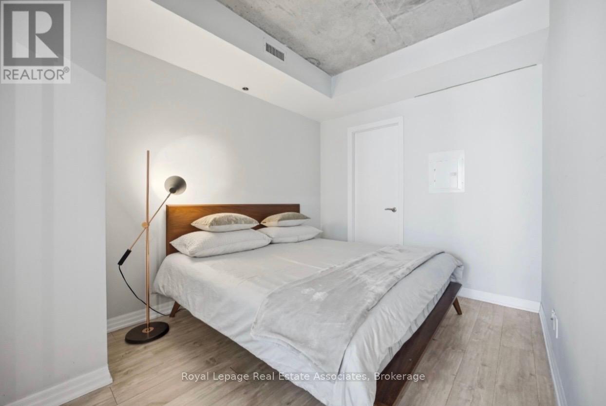 1604 - 88 Blue Jays Way, Toronto (Waterfront Communities), Ontario  M5V 0L7 - Photo 7 - C12768950