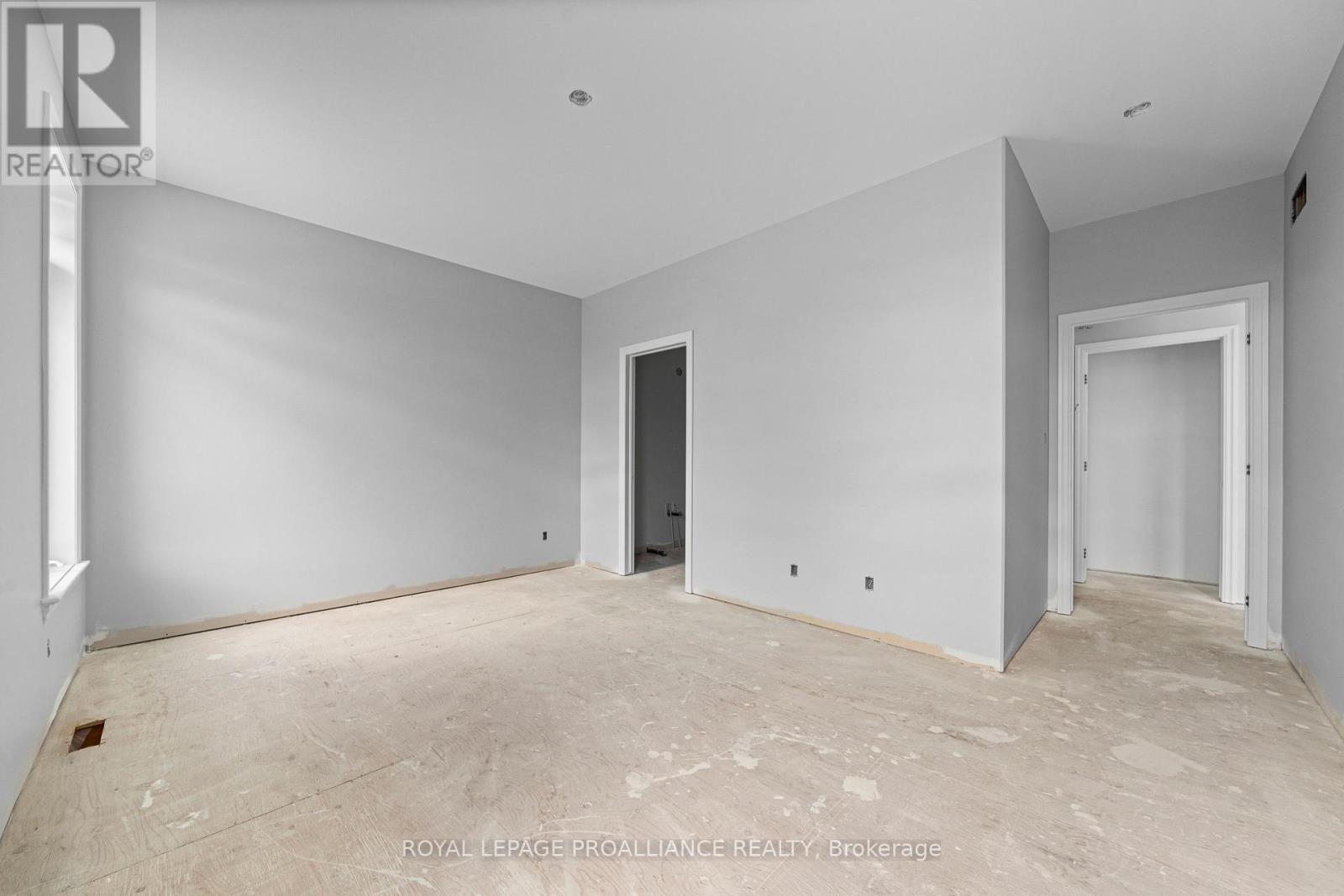 15 Andrew Crescent, Quinte West, Ontario  K8V 0K1 - Photo 13 - X12787610