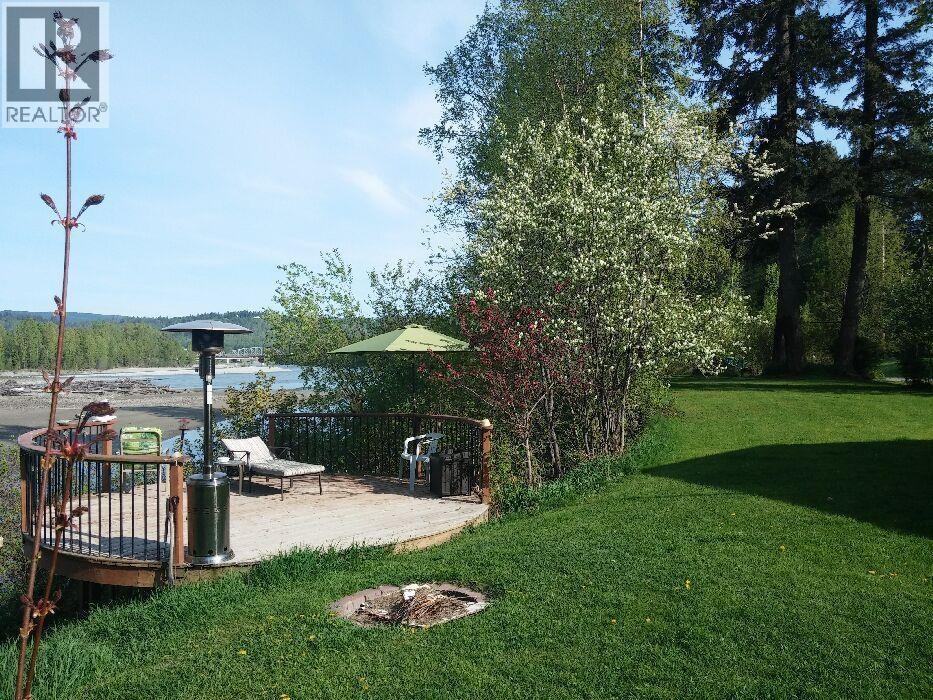 922 River Park Road, Quesnel, British Columbia V2J 2Y9 - Photo 3 - R3089336