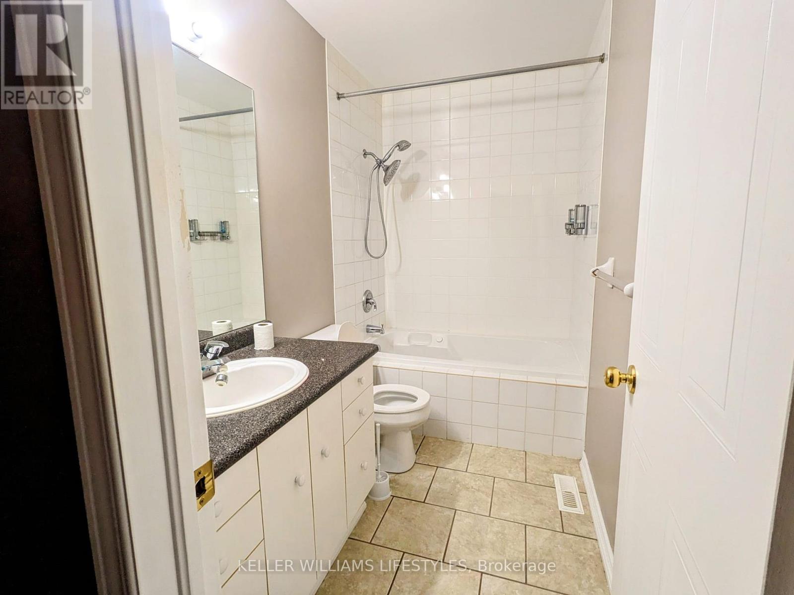 582 Talltree Crescent, London East, Ontario  N5V 5E4 - Photo 8 - X12787548