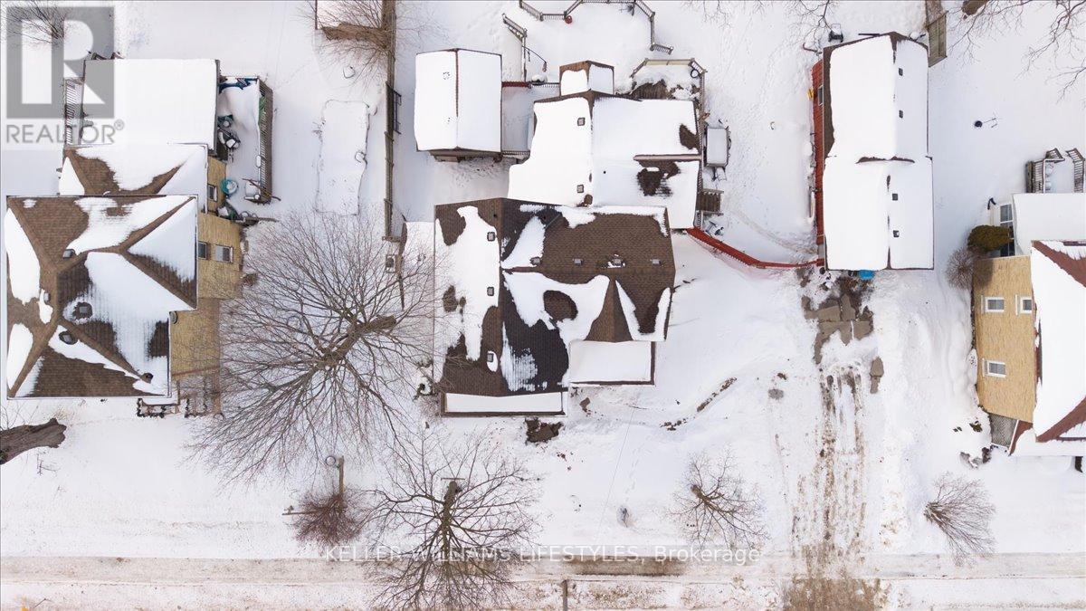 54 Main Street S, Lambton Shores, Ontario  N0N 1J0 - Photo 37 - X12787566