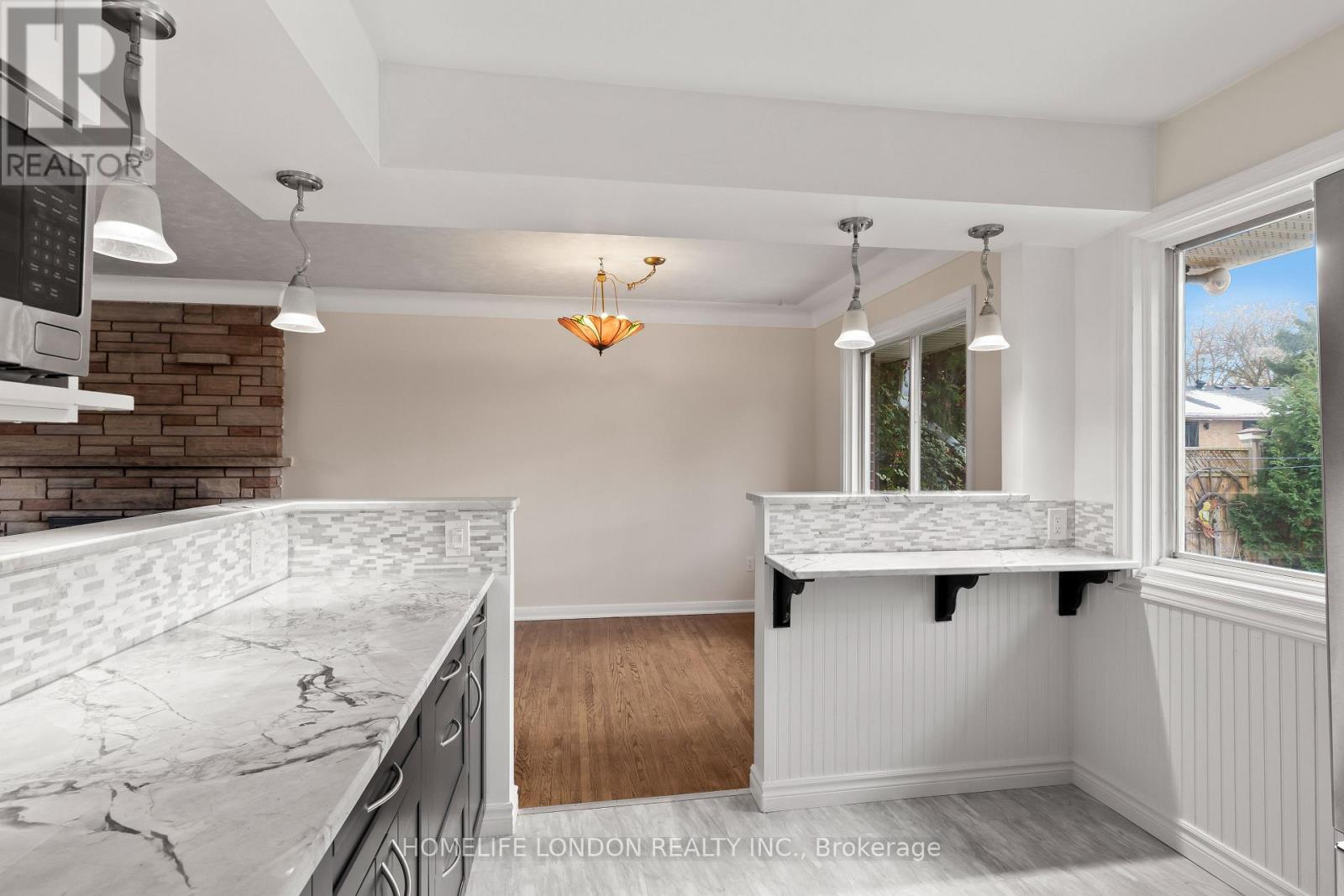 163 Centre Street, London South, Ontario  N6J 1T7 - Photo 10 - X12787616