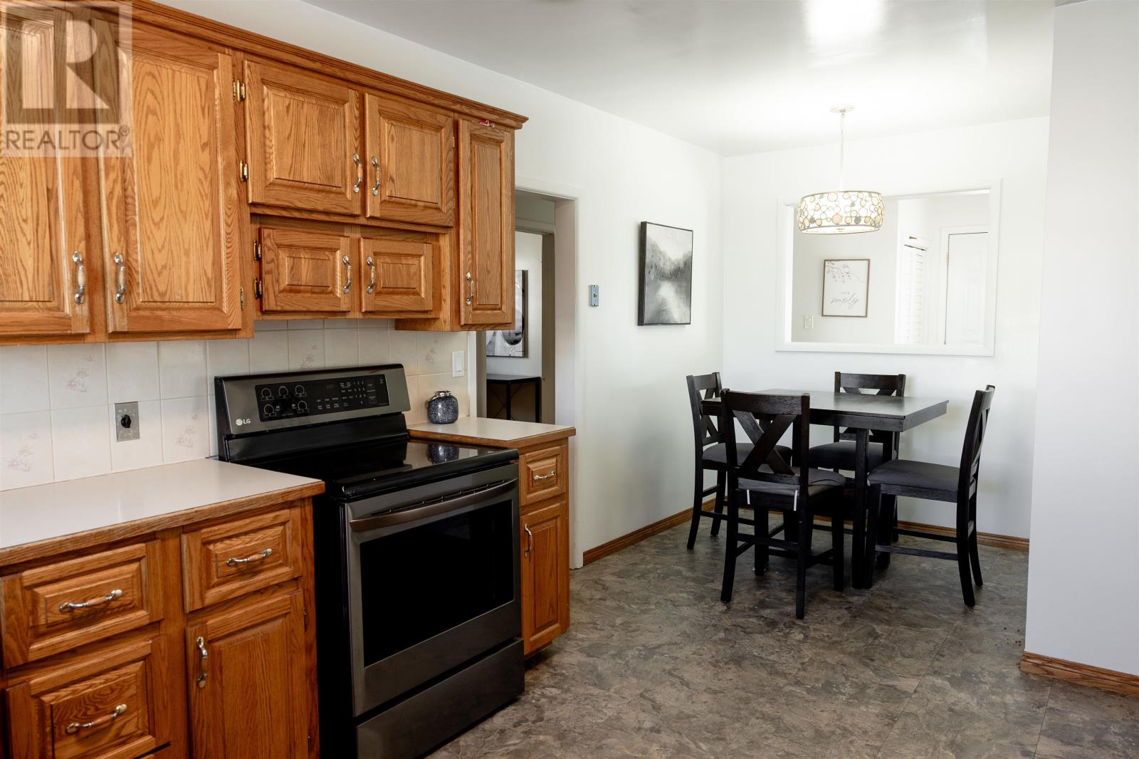 127 Elmwood Cres, Thunder Bay, Ontario  P7E 6A6 - Photo 15 - TB2600234