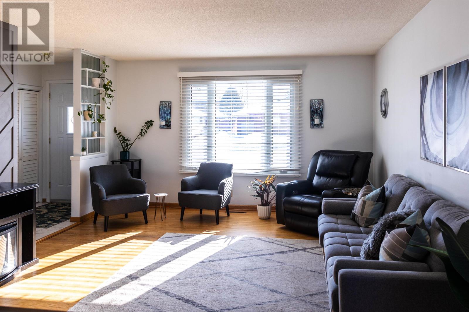 127 Elmwood Cres, Thunder Bay, Ontario  P7E 6A6 - Photo 5 - TB2600234