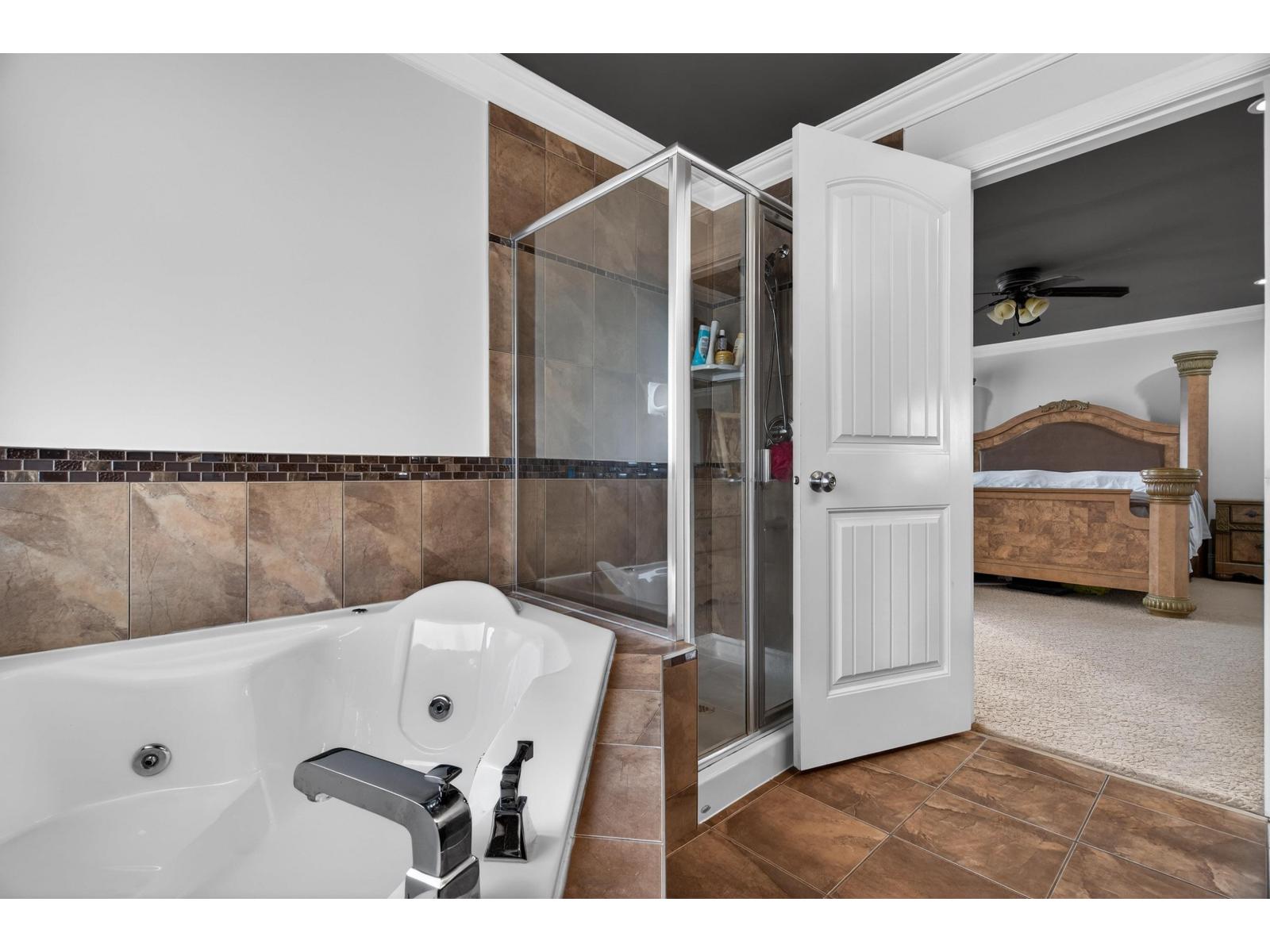 14039 91 Avenue, Surrey, British Columbia  V3V 1E6 - Photo 7 - R3089754