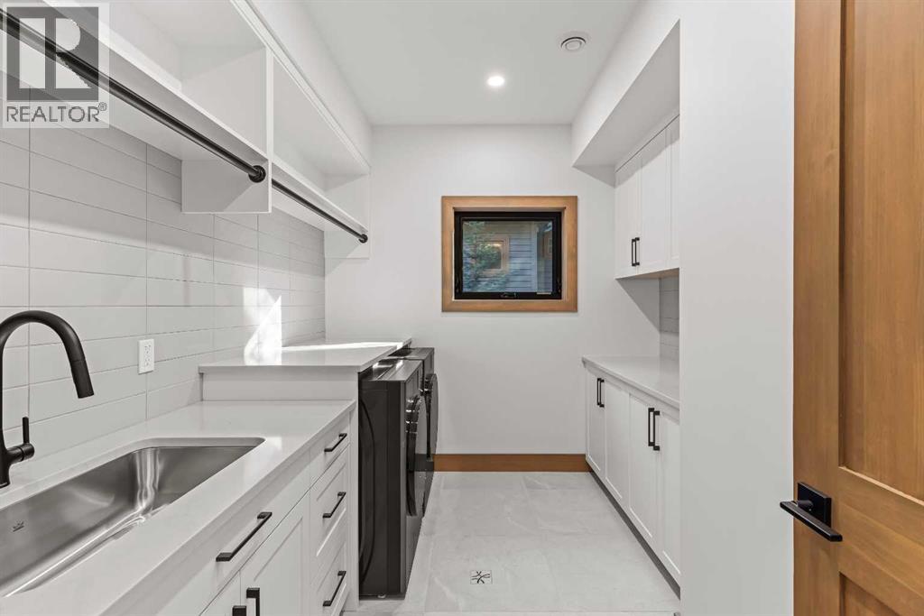 28 Blue Grouse Ridge, Canmore, Alberta  T1W 1L5 - Photo 14 - A2286331