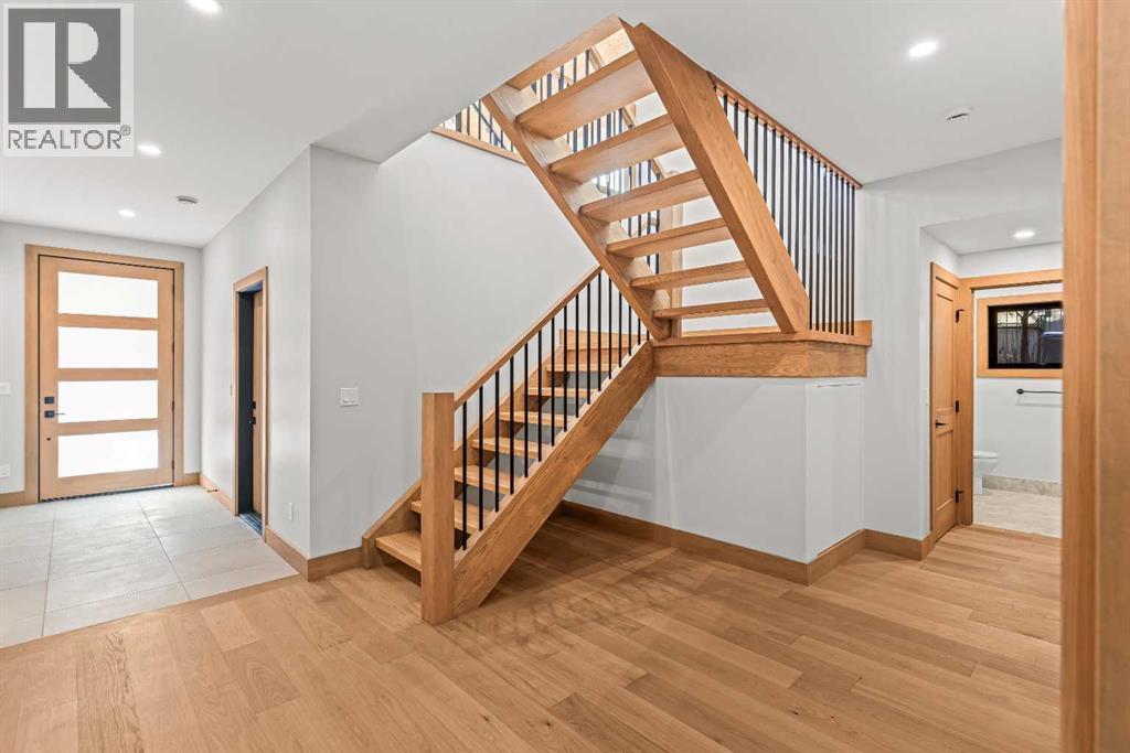 28 Blue Grouse Ridge, Canmore, Alberta  T1W 1L5 - Photo 4 - A2286331