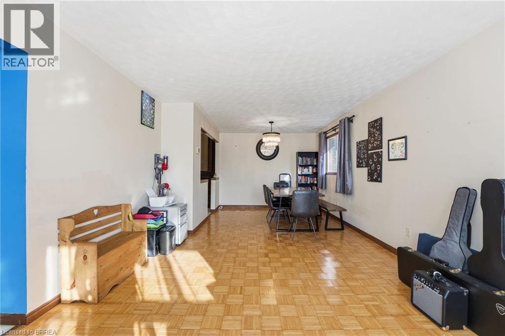 194 Banbury Road, Brantford, Ontario  N3P 1C6 - Photo 11 - 40803452