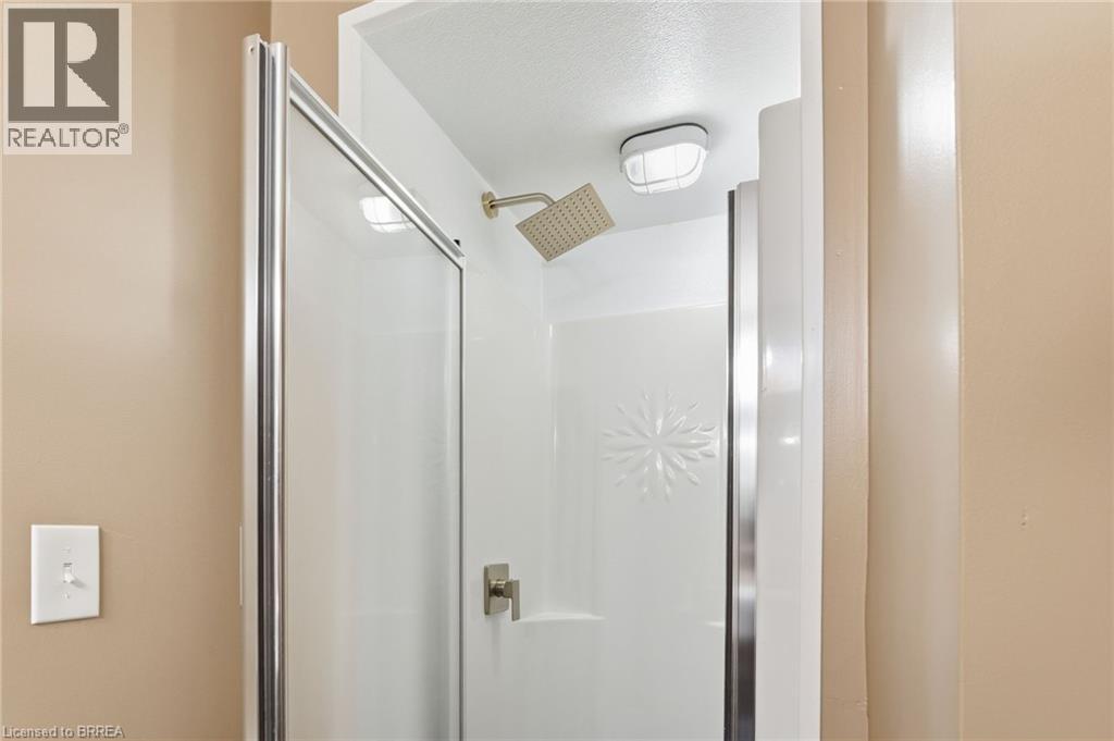 194 Banbury Road, Brantford, Ontario  N3P 1C6 - Photo 20 - 40803452