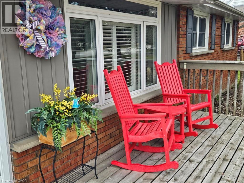 702 QUEEN Street, Innerkip, Ontario